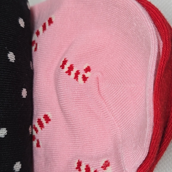 NWT Women's Old Navy 6 Pair Assorted Holiday Ankle Socks One Size - Picture 7 of 9